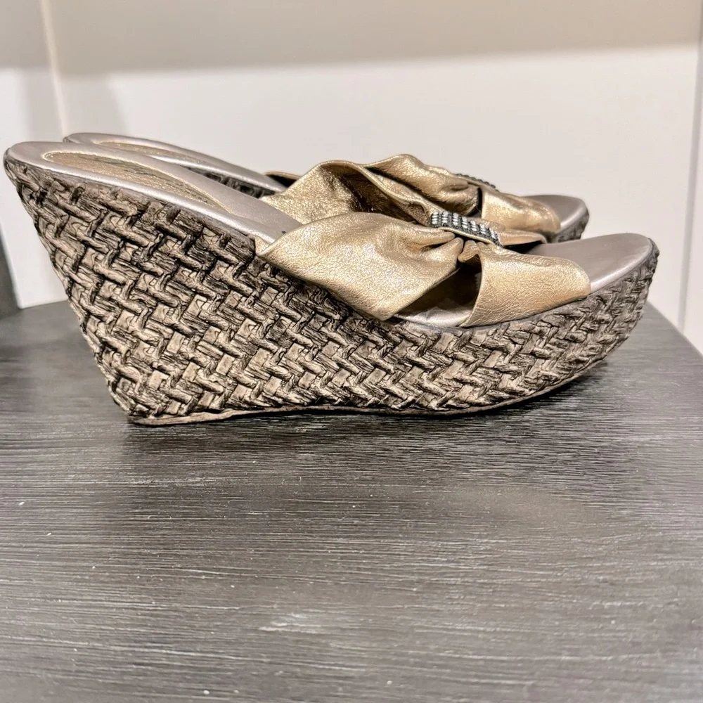 Dezario Casual Slip On Wedge Heel Sandal Womens Size 41